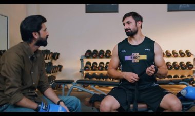 Vikramjeet Virk Shines as Actor-Producer in 'Mera Baba Nanak': Trailer Out Now