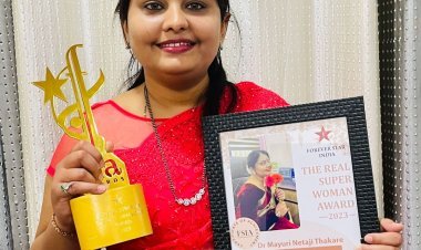 Dr. Mayuri Netaji Thakre Receives Top Honor as Best Businesswoman in Ahmed Nagar at Super Women's Awards 2023