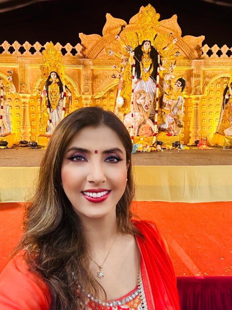Jyoti Saxena Celebrates Navratri By Offering Kanya Bhojan Along With Maha Havan At Her Humble Abode- Check Picks